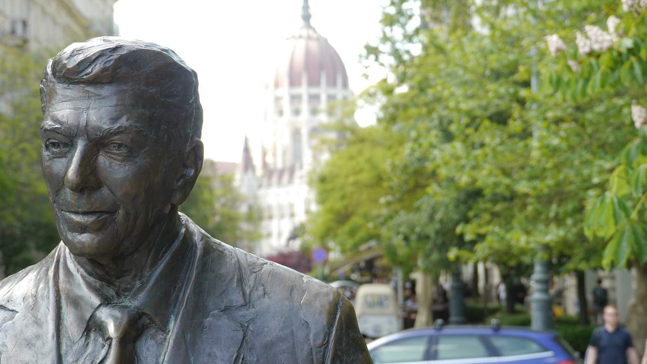 budapest-ronald-reagan
