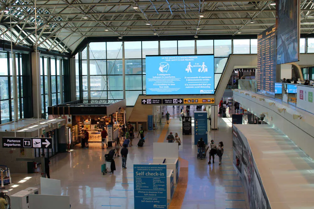 Róma-Fiumicino nemzetközi repülőtér olaszország reptér utazás schengen