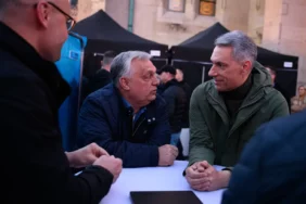 Orbán erős minisztere Lázár János a víz- és energiaválságról