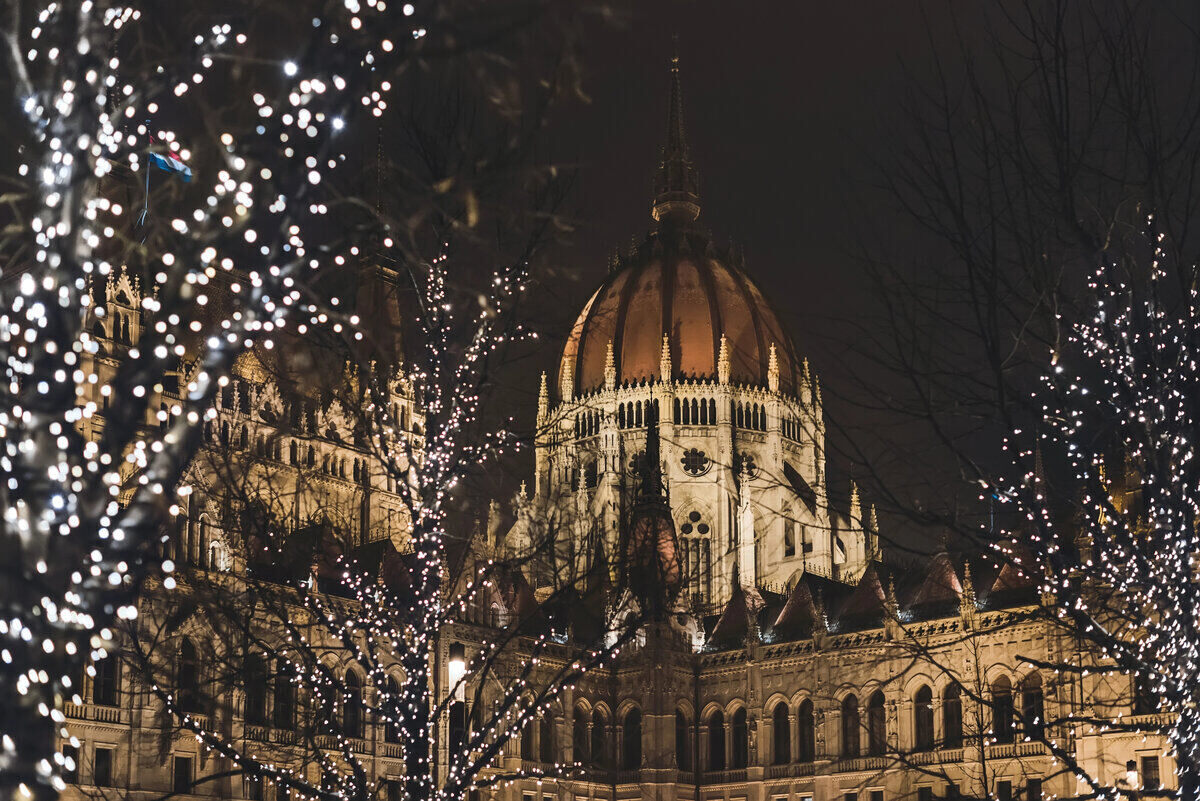 Az Országház télen, Budapest