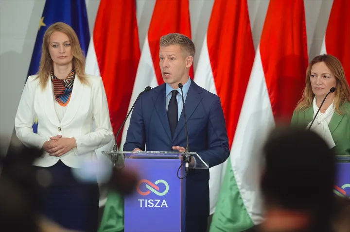 Péter Magyar Ágnes Forsthoffer Andrea Bujdosó ügynöki akták