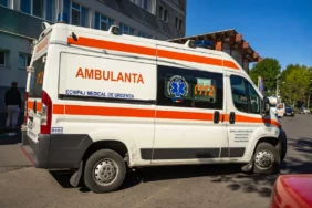 Romániai mentőautó Erdélyben