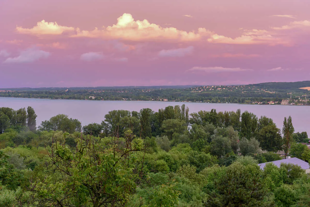 tihany balatoni prémiumingatlanok