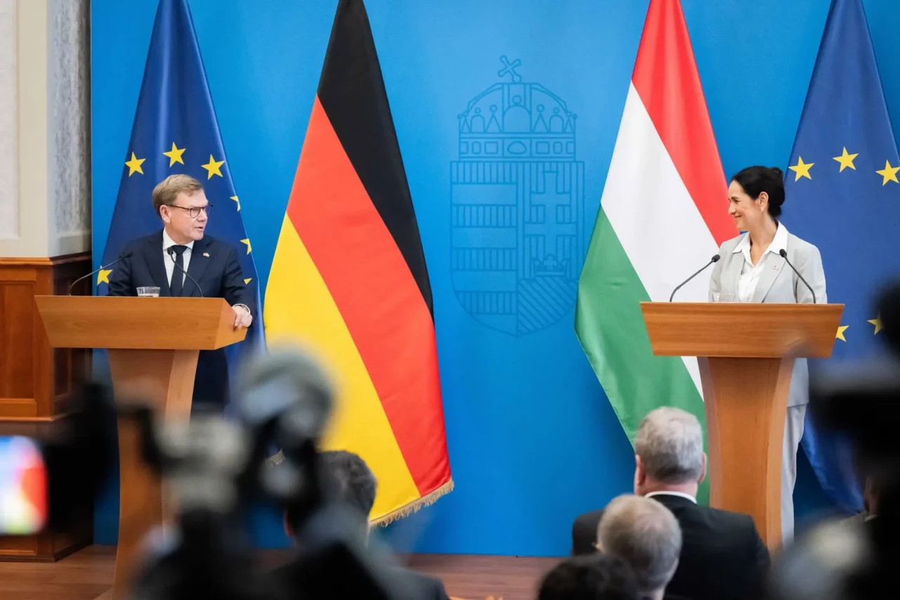 Johann Wadephul és Orbán Anita