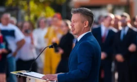 Magyar Péter országjárás Tisza párt