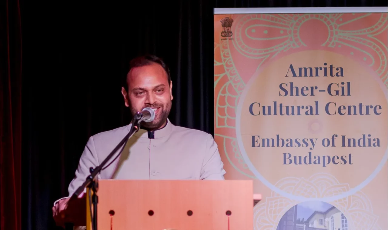 Dr Mukesh Kumar Srivastava