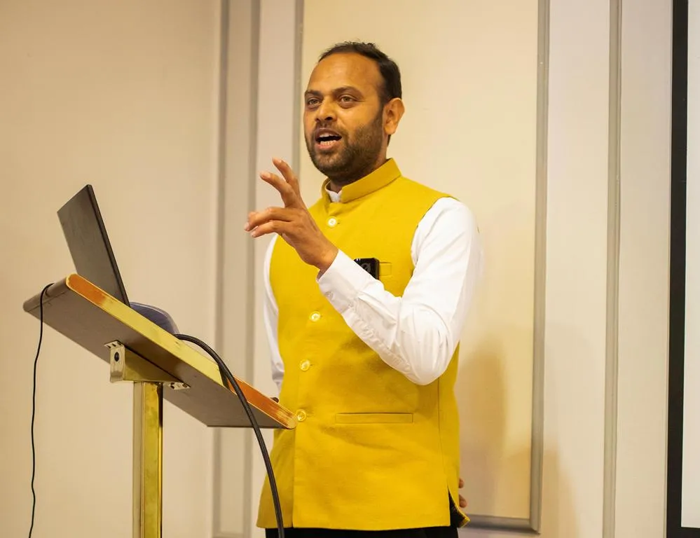 Dr Mukesh Kumar Srivastava